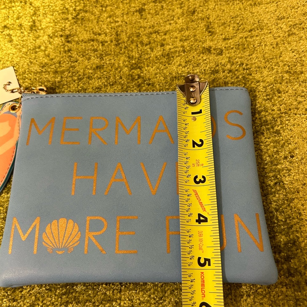 Hang Accessories Mermaids Have More Fun Wristlet New - Picture 7 of 7